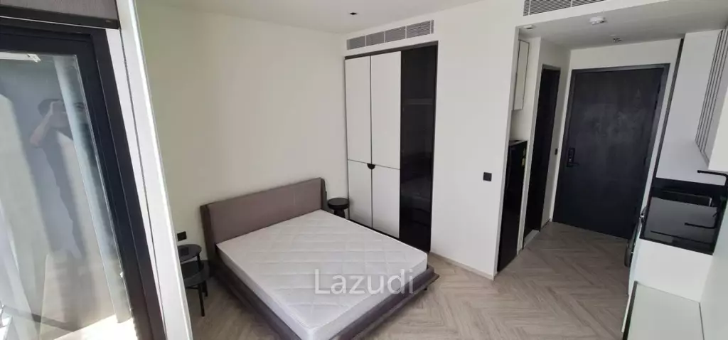 25.5 sqm high floor condo Chapter Charoennakorn-Riverside Bang Lamphu Lang