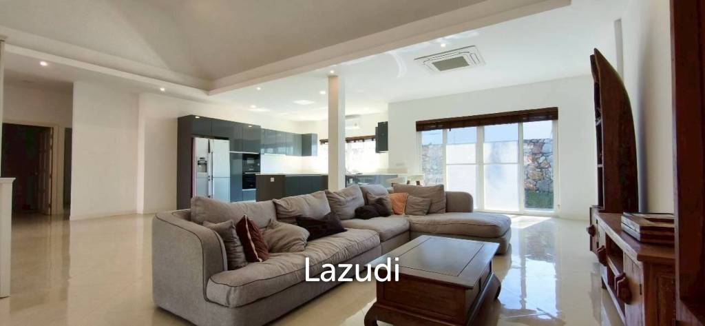 Grand 5-Bedroom Private Oasis Near Mabprachan Lake