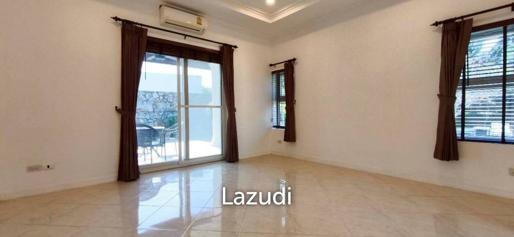 Grand 5-Bedroom Private Oasis Near Mabprachan Lake
