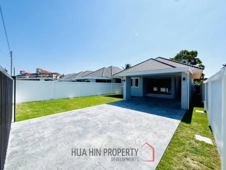 MODERN NEW HOUSE ON SOI MON MAI : 3 bed cozy home