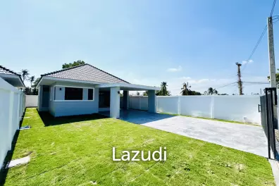 MODERN NEW HOUSE ON SOI MON MAI : 3 bed cozy home