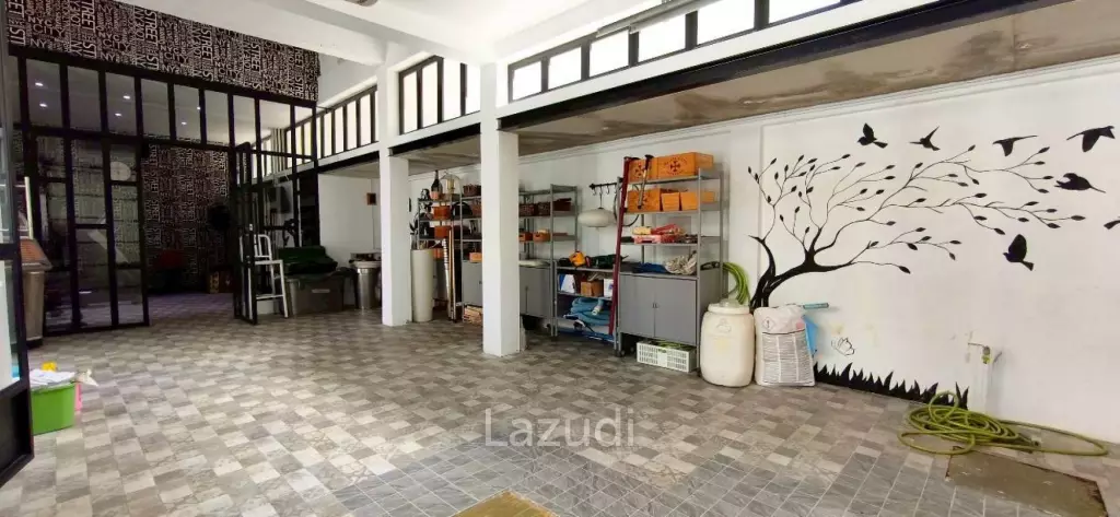 Exclusive Modern Villa at Majestic Residence