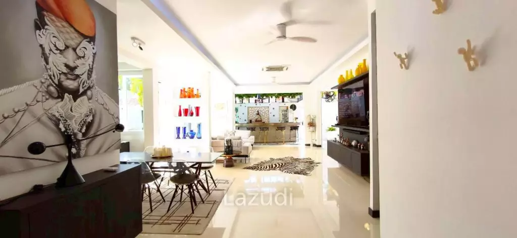 Exclusive Modern Villa at Majestic Residence