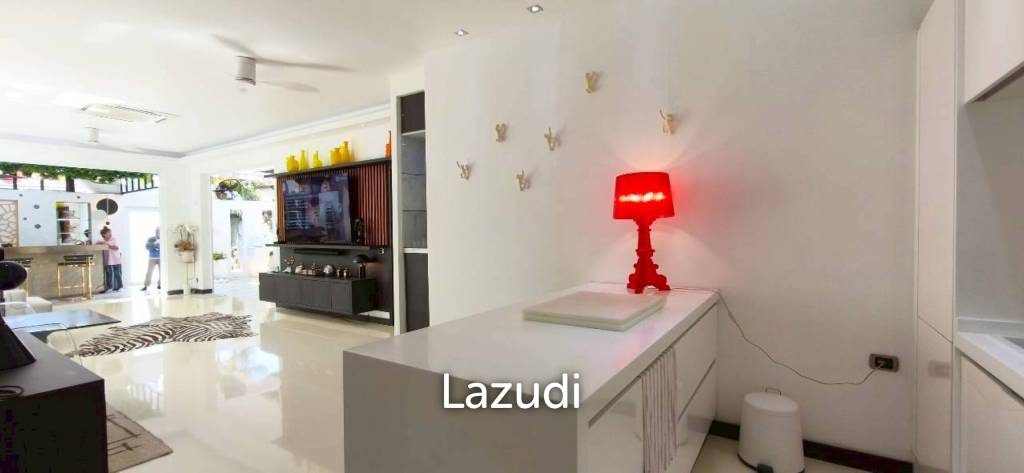 Exclusive Modern Villa at Majestic Residence