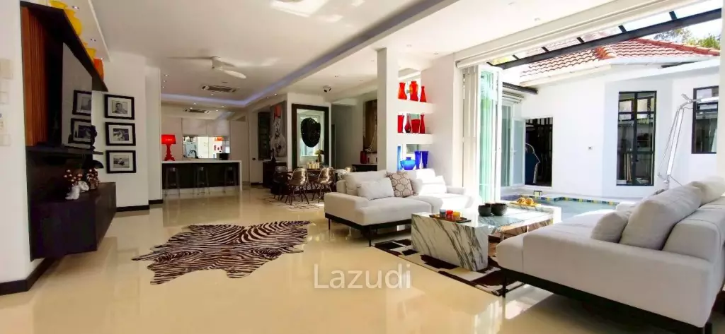 Exclusive Modern Villa at Majestic Residence