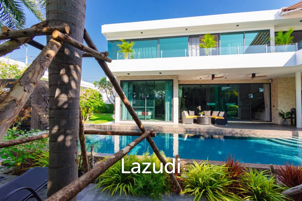 LA LUA : LUXURIOUS 2 STOREY 4 BED POOL VILLA