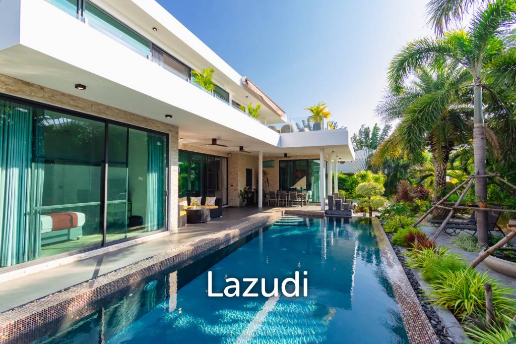 LA LUA : LUXURIOUS 2 STOREY 4 BED POOL VILLA