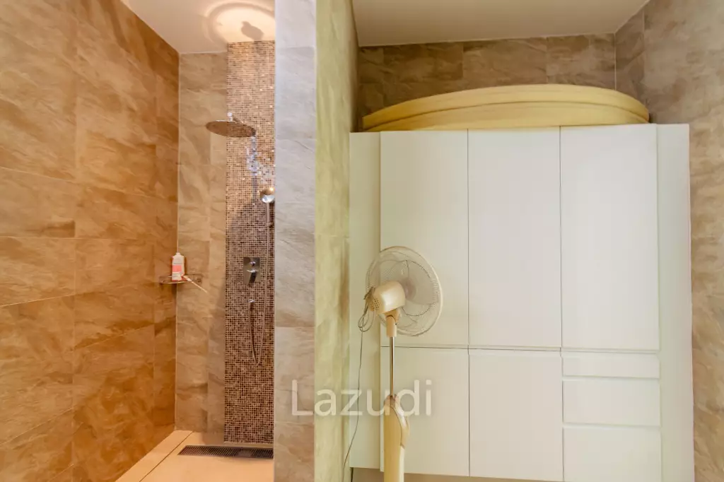 LA LUA : LUXURIOUS 2 STOREY 4 BED POOL VILLA
