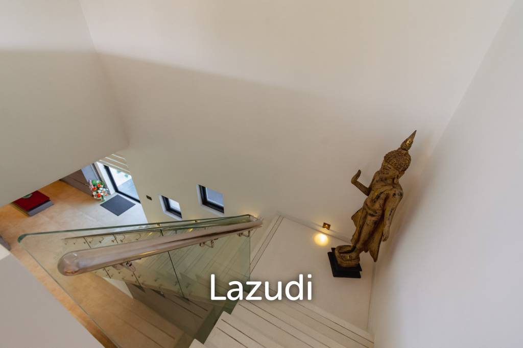 LA LUA : LUXURIOUS 2 STOREY 4 BED POOL VILLA