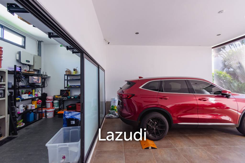 LA LUA : LUXURIOUS 2 STOREY 4 BED POOL VILLA