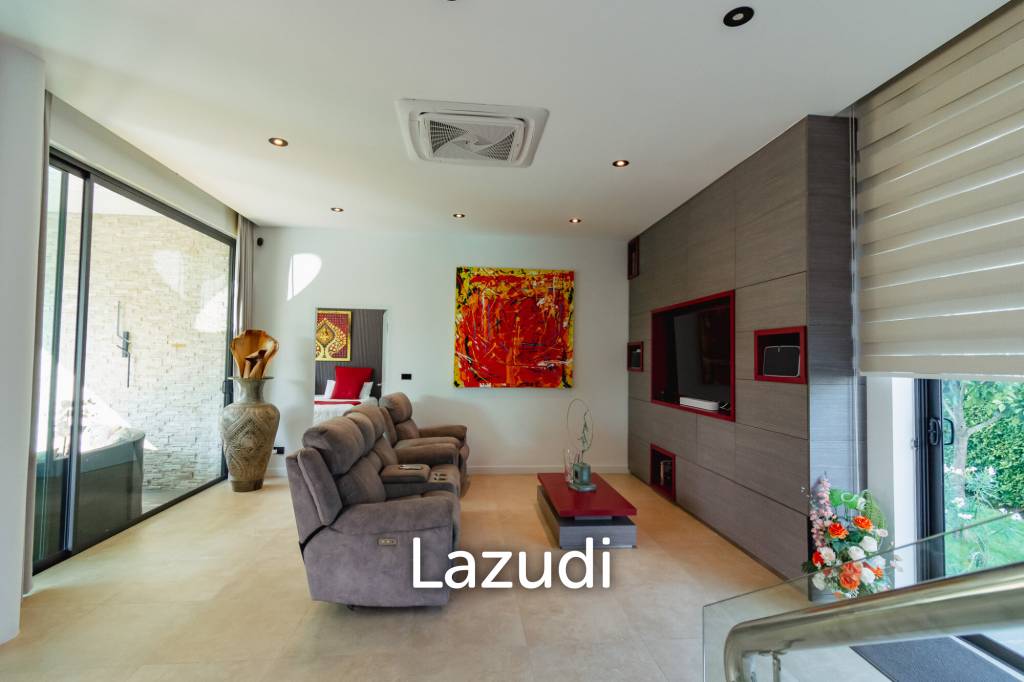 LA LUA : LUXURIOUS 2 STOREY 4 BED POOL VILLA