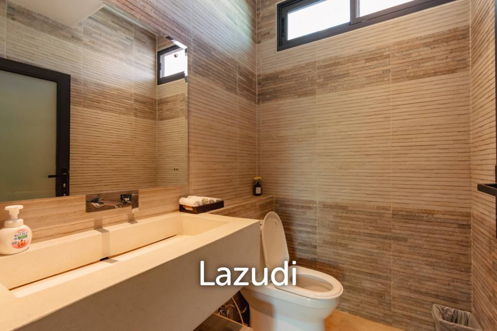 LA LUA : LUXURIOUS 2 STOREY 4 BED POOL VILLA