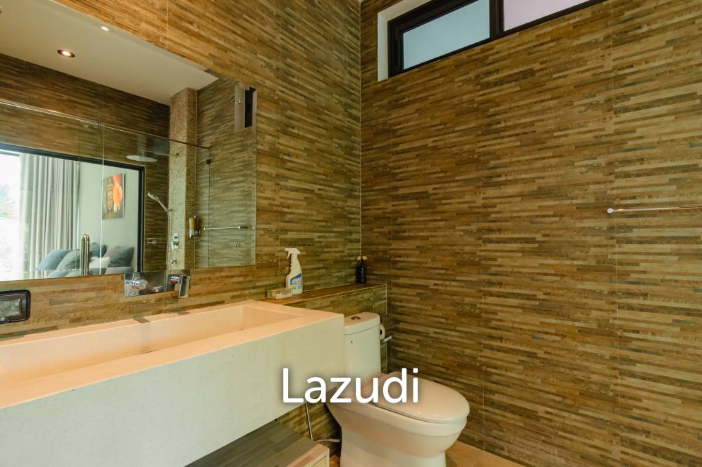 LA LUA : LUXURIOUS 2 STOREY 4 BED POOL VILLA