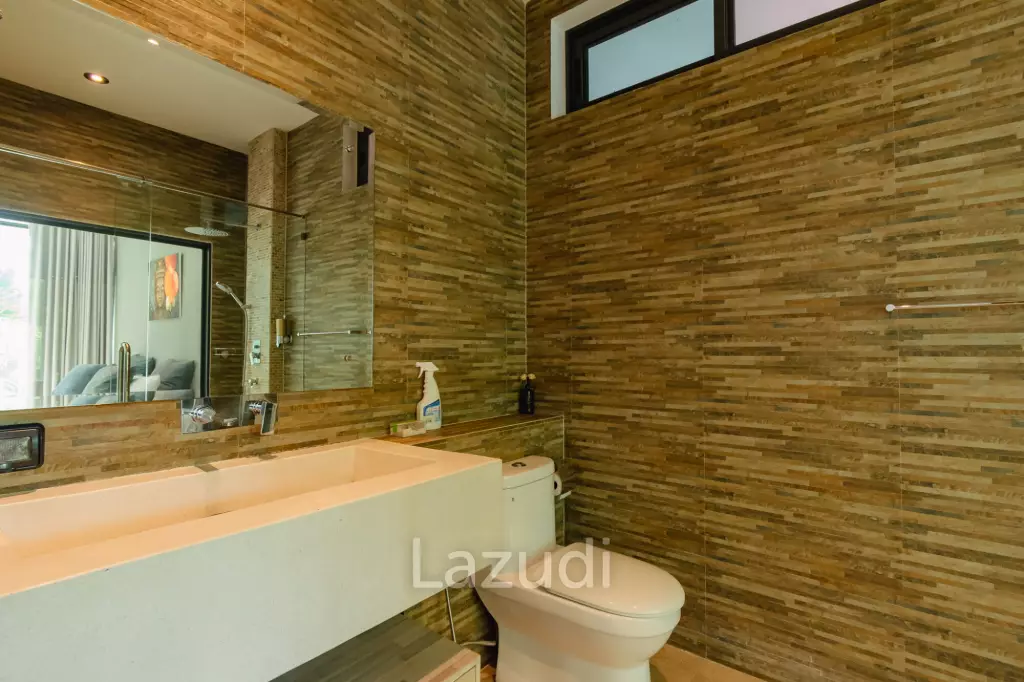 LA LUA : LUXURIOUS 2 STOREY 4 BED POOL VILLA
