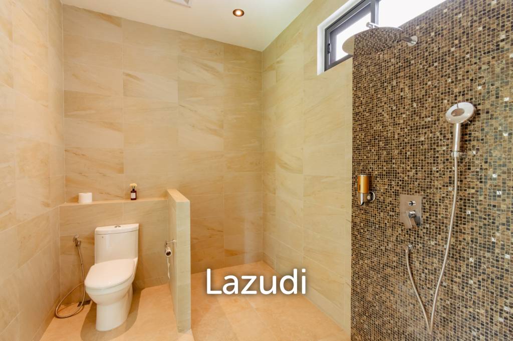 LA LUA : LUXURIOUS 2 STOREY 4 BED POOL VILLA