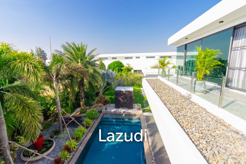 LA LUA : LUXURIOUS 2 STOREY 4 BED POOL VILLA