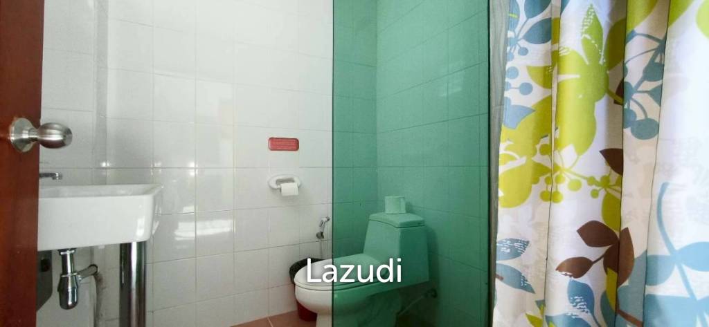 ทาวน์เฮ้าส์ 3 ชั้น 340 ตร.ม. ใจกลางพัทยา ทำเลหนองปรือ