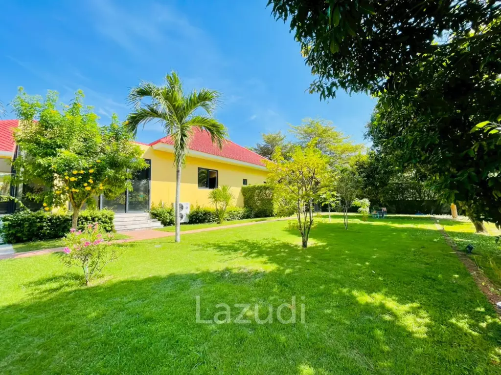 4 Bedroom Villa Large Pool on 2200 Sqm Plot in Baan Ing Phu Hua Hin
