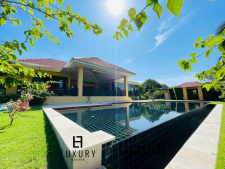 4 Bedroom Villa Large Pool on 2200 Sqm Plot in Baan Ing Phu Hua Hin
