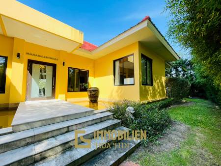 Terrain de 2200 m² / surface habitable de 450 m² / dans un complexe résidentiel exclusif