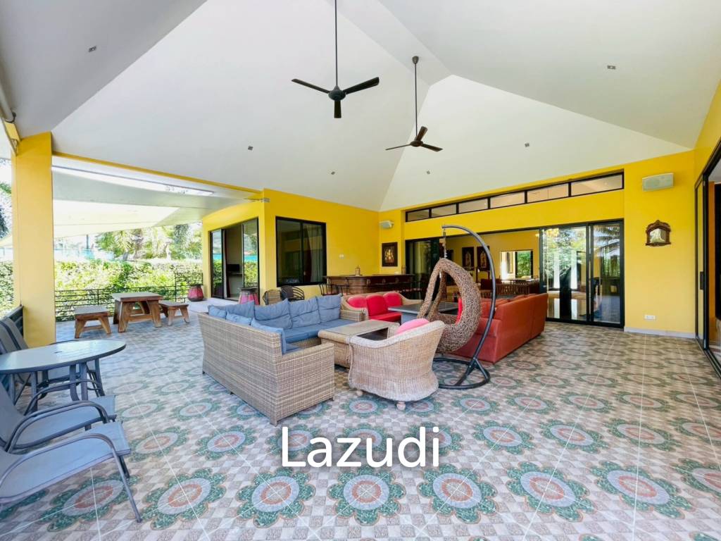 4 Bedroom Villa Large Pool on 2200 Sqm Plot in Baan Ing Phu Hua Hin
