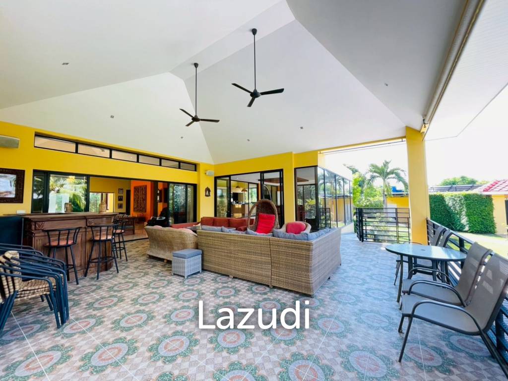4 Bedroom Villa Large Pool on 2200 Sqm Plot in Baan Ing Phu Hua Hin