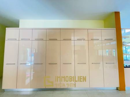 Terrain de 2200 m² / surface habitable de 450 m² / dans un complexe résidentiel exclusif