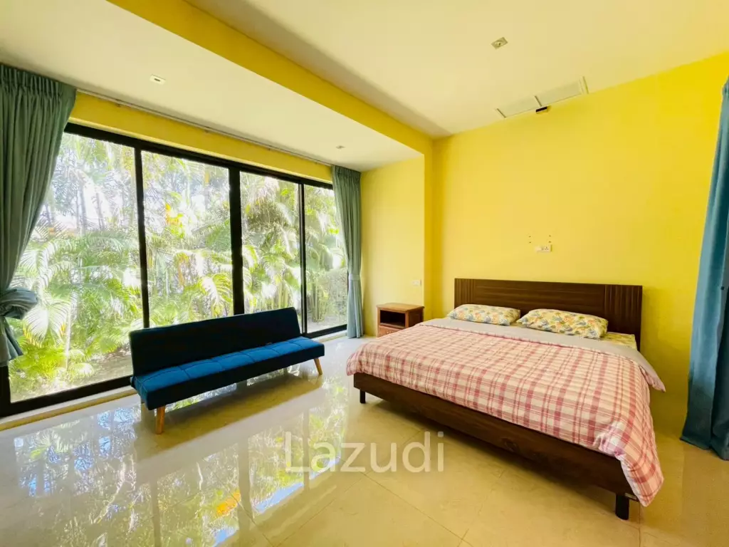 4 Bedroom Villa Large Pool on 2200 Sqm Plot in Baan Ing Phu Hua Hin