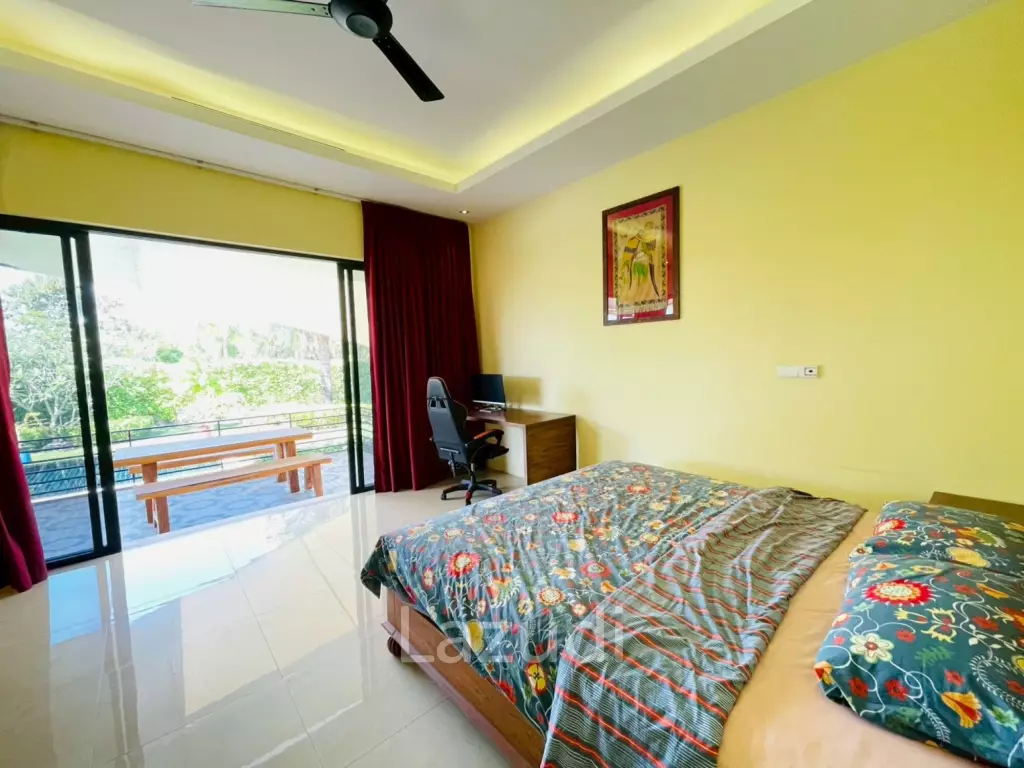 4 Bedroom Villa Large Pool on 2200 Sqm Plot in Baan Ing Phu Hua Hin