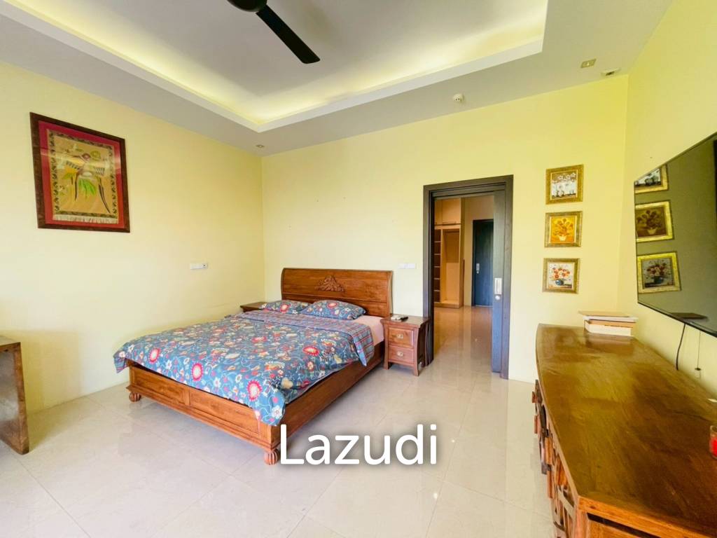 4 Bedroom Villa Large Pool on 2200 Sqm Plot in Baan Ing Phu Hua Hin