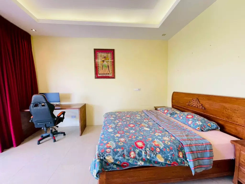4 Bedroom Villa Large Pool on 2200 Sqm Plot in Baan Ing Phu Hua Hin