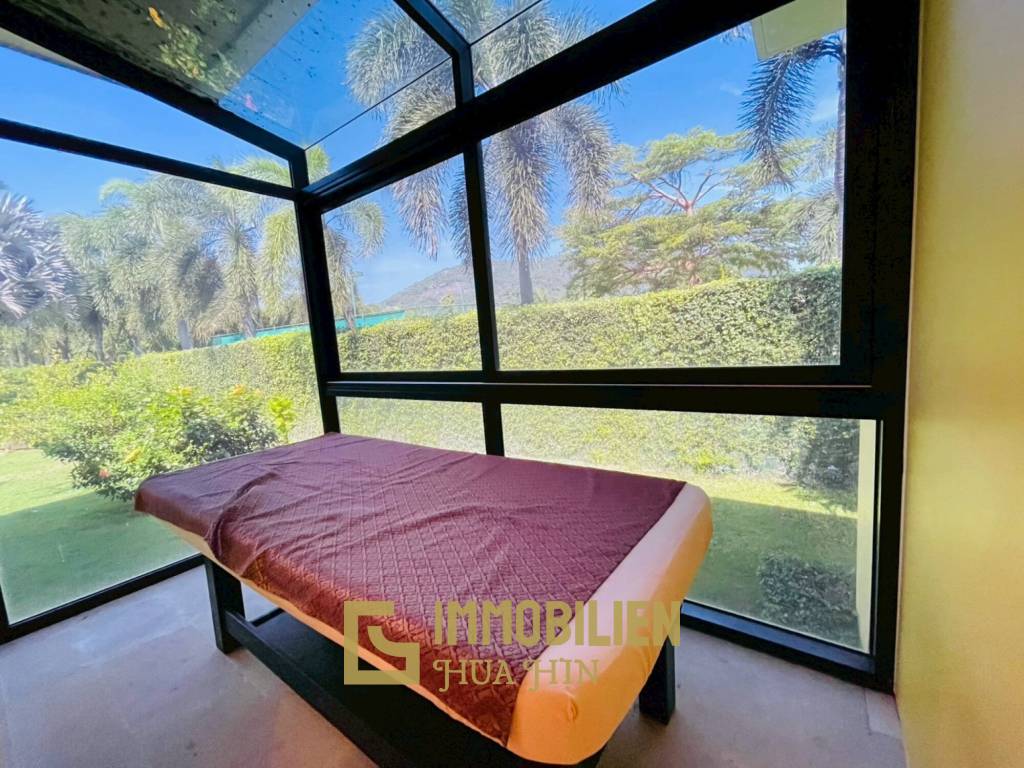 Terrain de 2200 m² / surface habitable de 450 m² / dans un complexe résidentiel exclusif