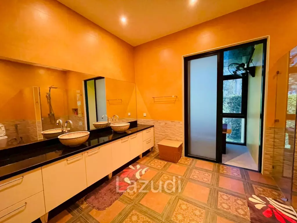 4 Bedroom Villa Large Pool on 2200 Sqm Plot in Baan Ing Phu Hua Hin