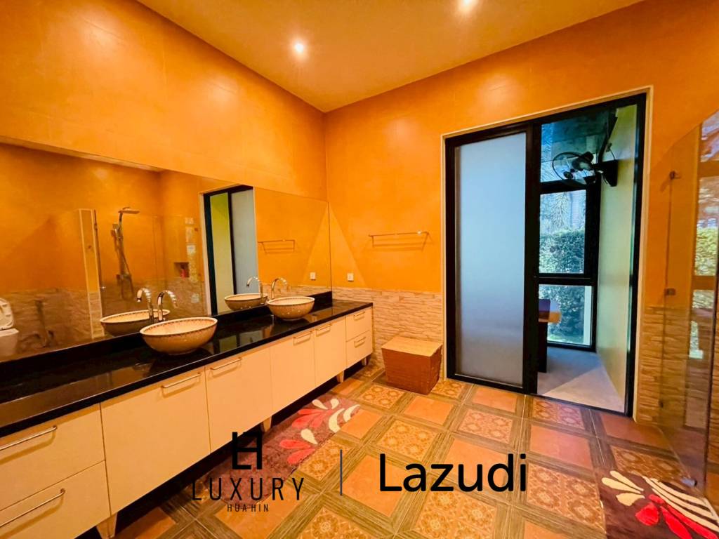 4 Bedroom Villa Large Pool on 2200 Sqm Plot in Baan Ing Phu Hua Hin