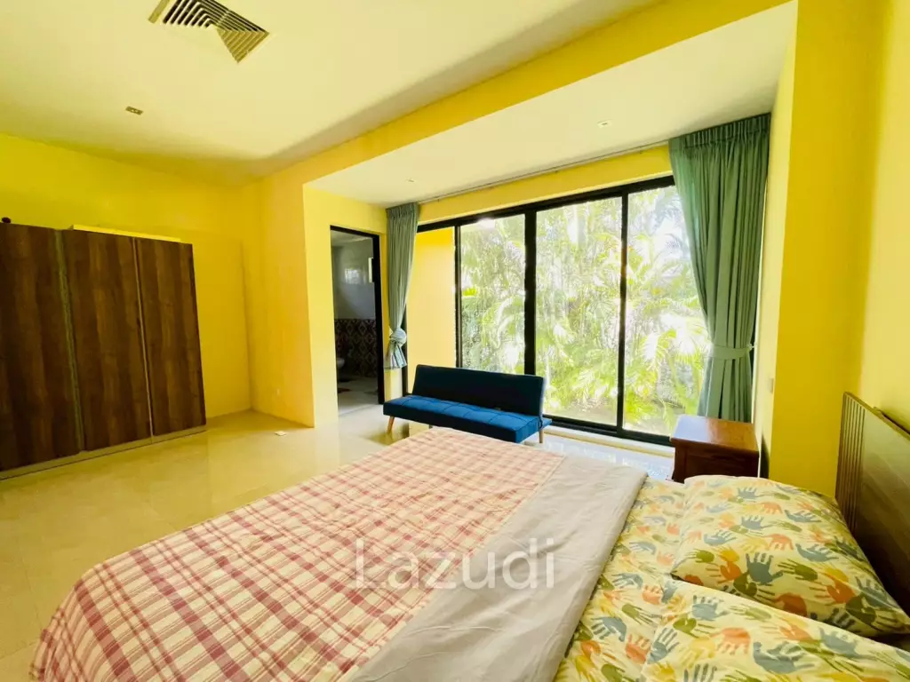 4 Bedroom Villa Large Pool on 2200 Sqm Plot in Baan Ing Phu Hua Hin