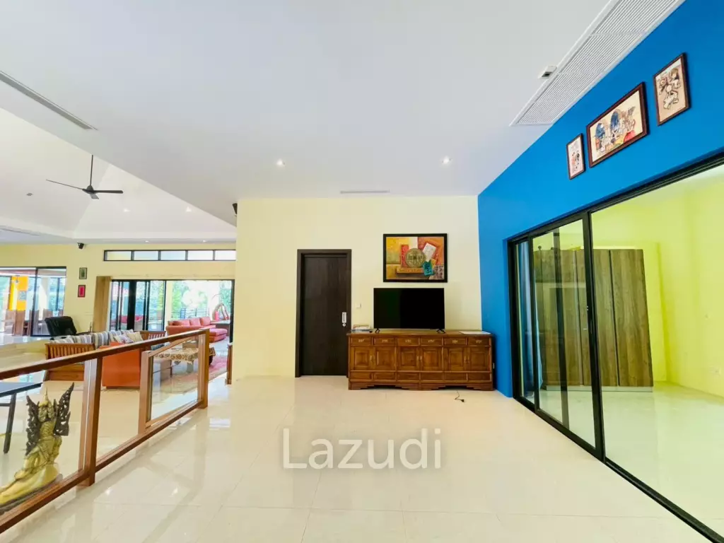 4 Bedroom Villa Large Pool on 2200 Sqm Plot in Baan Ing Phu Hua Hin