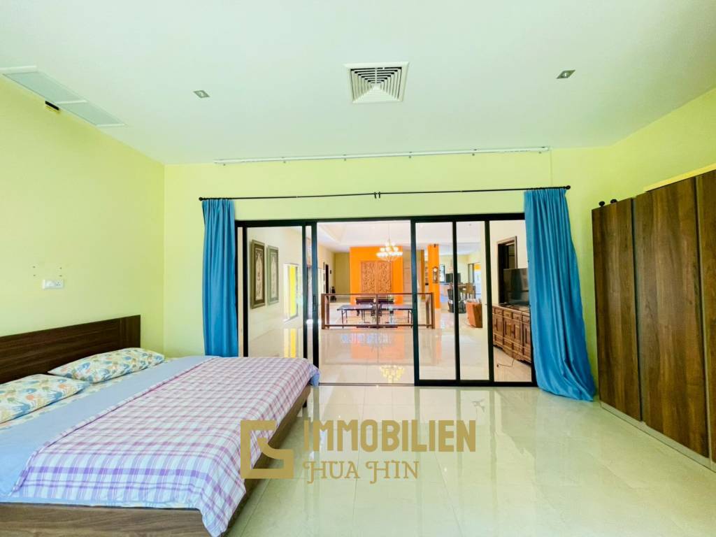 Terrain de 2200 m² / surface habitable de 450 m² / dans un complexe résidentiel exclusif