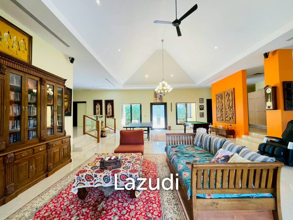 4 Bedroom Villa Large Pool on 2200 Sqm Plot in Baan Ing Phu Hua Hin