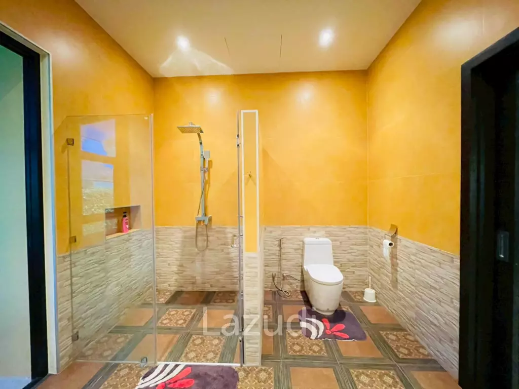 4 Bedroom Villa Large Pool on 2200 Sqm Plot in Baan Ing Phu Hua Hin