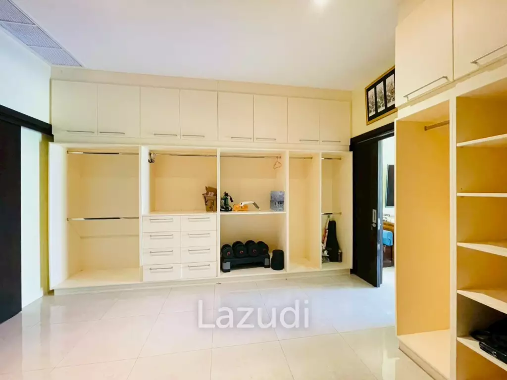 4 Bedroom Villa Large Pool on 2200 Sqm Plot in Baan Ing Phu Hua Hin