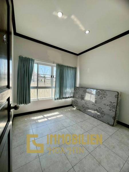 Hua Hin View: Ferienhaus mit 3 Schlafzimmern und 3 Bädern zu vermieten