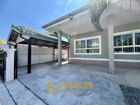 Hua Hin View: Ferienhaus mit 3 Schlafzimmern und 3 Bädern zu vermieten