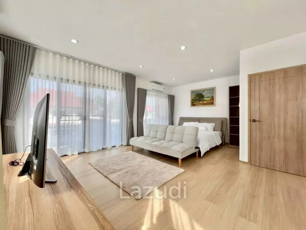 3 Bedroom 3 Bathroom 300 SQ.M. Hin Wong Niwet
