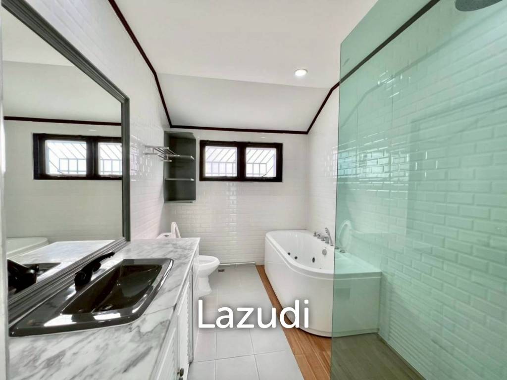 3 Bedroom 3 Bathroom 300 SQ.M. Hin Wong Niwet