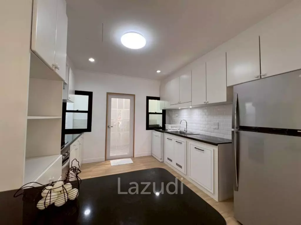 3 Bedroom 3 Bathroom 300 SQ.M. Hin Wong Niwet