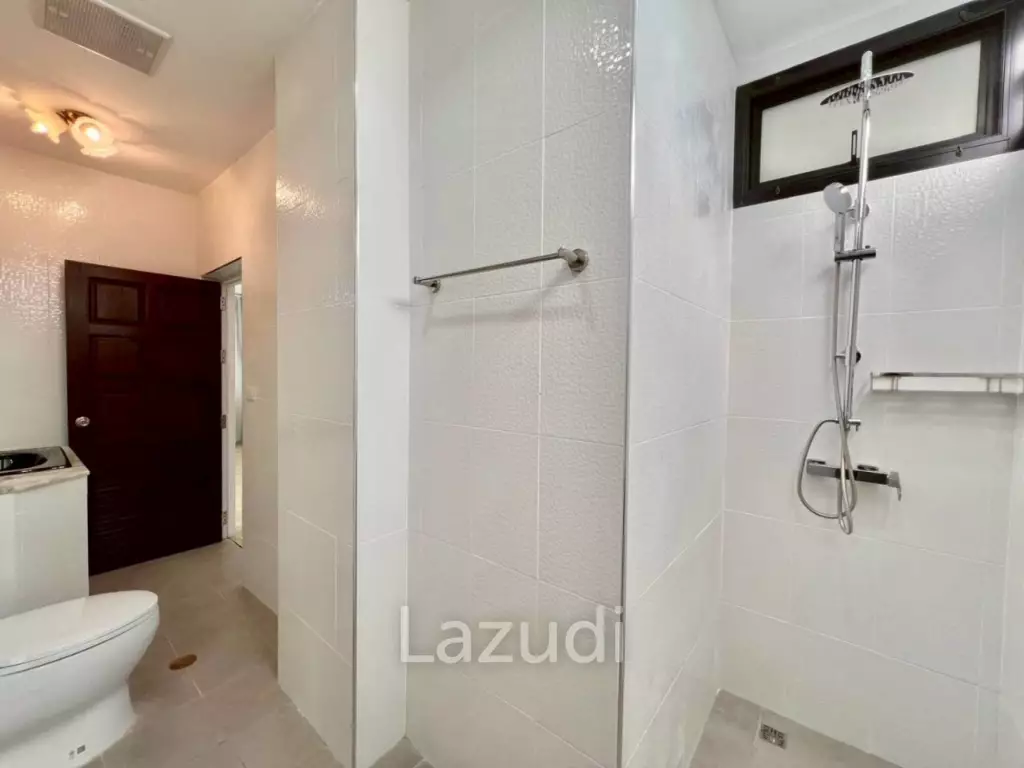 3 Bedroom 3 Bathroom 300 SQ.M. Hin Wong Niwet