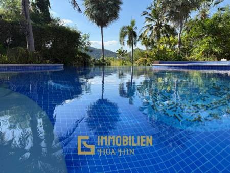 4000 qm Grundstücksfläche / 4 Wohngebäude / Exklusive Anlage