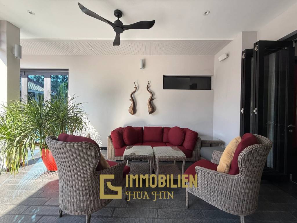 4000 qm Grundstücksfläche / 4 Wohngebäude / Exklusive Anlage