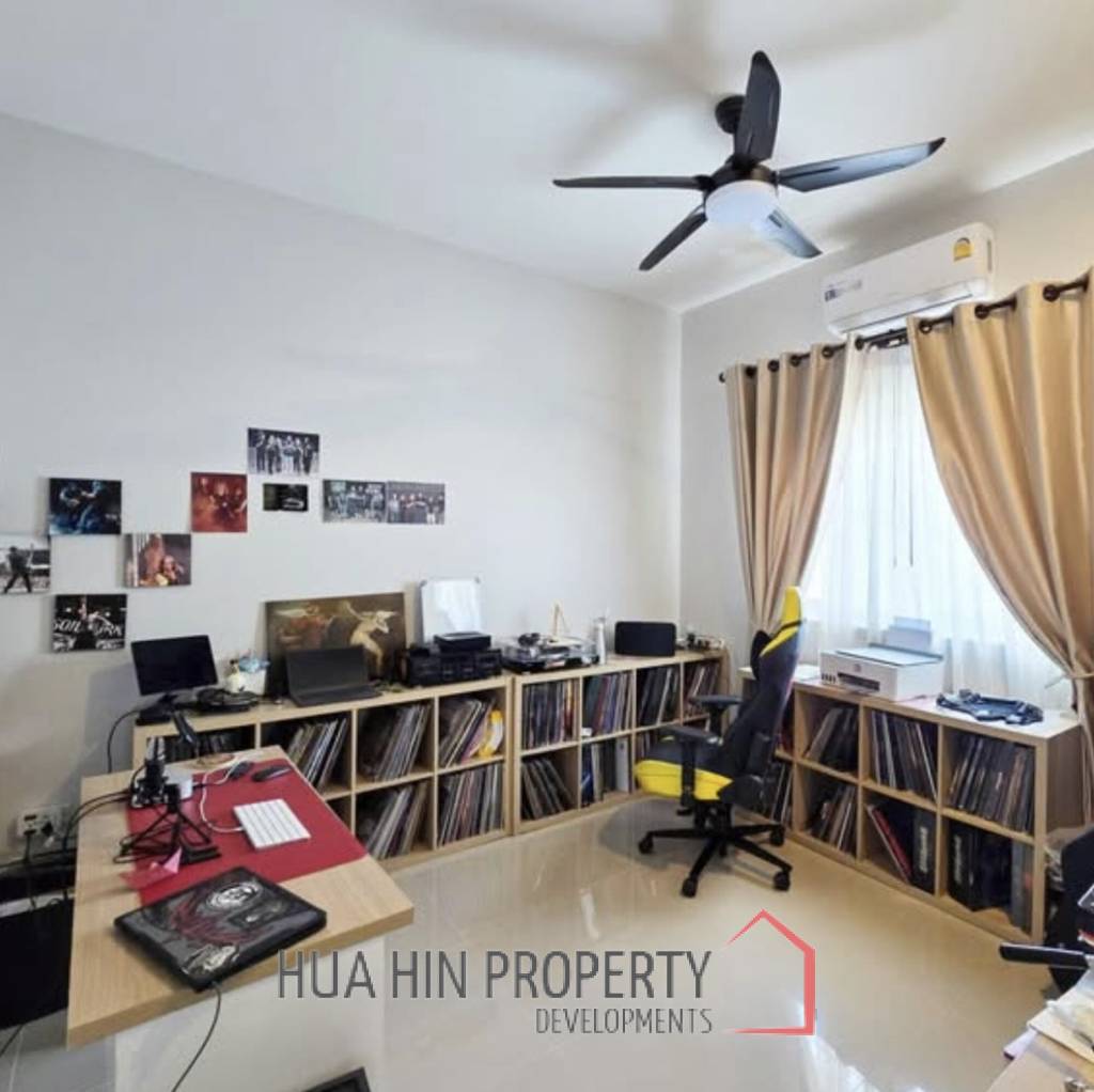 EMERALD VALLEY HUA HIN : 3 bed pool villa