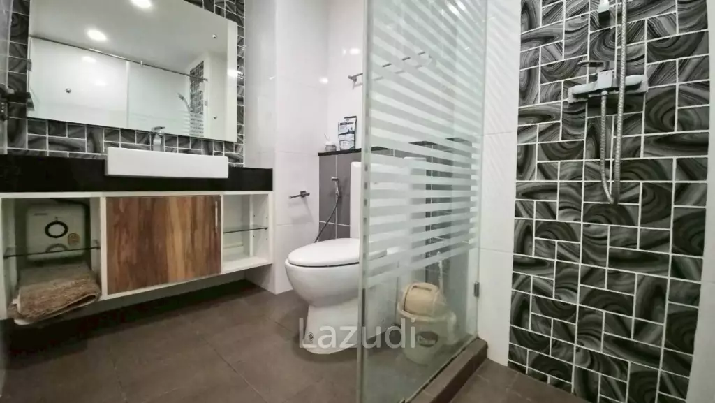Studio 1 Bathroom 26 SQ.M. Dusit Grand Park